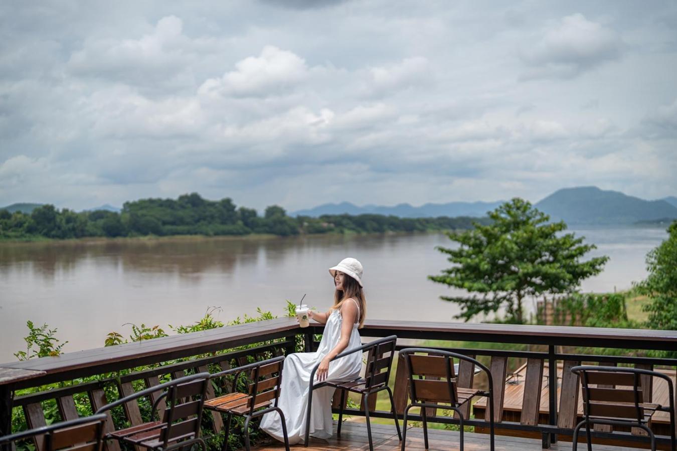 Chiangkhan River Mountain Resort Chiang Khan Bagian luar foto
